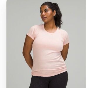 Lululemon Swiftly Tech Short sleeve size 8 Pink Mist